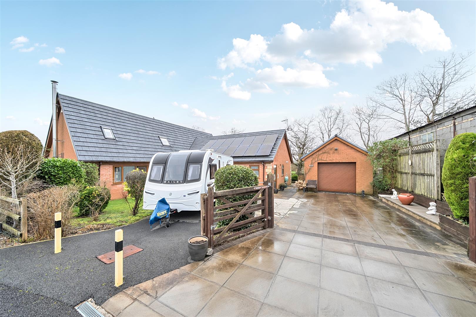 Pencefnarda Road, Gorseinon, Swansea, SA4 4FY